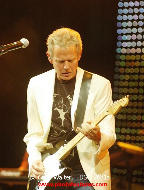 Photo of Alice Cooper Christmas Pudding 2005 for media use , reference; DSC_2631a,www.photofeatures.com