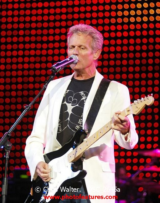 Photo of Alice Cooper Christmas Pudding 2005 for media use , reference; DSC_2645a,www.photofeatures.com