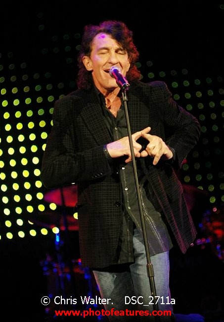 Photo of Alice Cooper Christmas Pudding 2005 for media use , reference; DSC_2711a,www.photofeatures.com