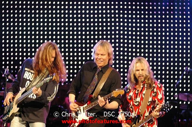 Photo of Alice Cooper Christmas Pudding 2005 for media use , reference; DSC_2750a,www.photofeatures.com