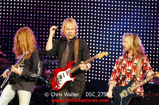 Photo of Alice Cooper Christmas Pudding 2005 for media use , reference; DSC_2758a,www.photofeatures.com