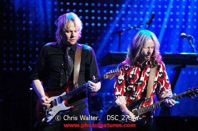 Photo of Alice Cooper Christmas Pudding 2005 for media use , reference; DSC_2767a,www.photofeatures.com