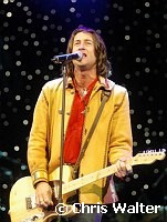Roger Clyne<br>at Alice Cooper's Christmas Pudding show to benefit his Solid Rock Foundation for children, Dodge Theatre in Phoenix, December 17th 2005.<br>