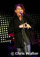 Fee Waybill of The Tubes<br>at Alice Cooper's Christmas Pudding show to benefit his Solid Rock Foundation for children, Dodge Theatre in Phoenix, December 17th 2005.<br>