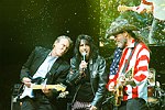 Glen Campbell, Alice Cooper and Ted Nugent at Alice Cooper's Christmas Pudding show for his Solid Rock Foundation Charity at Dodge Theatre in Phoenix, Arizona, December 18th 2004. Photo by Chris Walter/Photofeatures.
