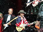 Glen Campbell and Ted Nugent at Alice Cooper's Christmas Pudding show for his Solid Rock Foundation Charity at Dodge Theatre in Phoenix, Arizona, December 18th 2004. Photo by Chris Walter/Photofeatures.