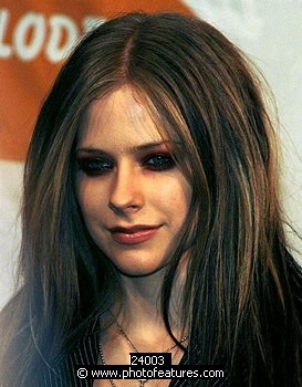 Photo of Avril Lavigne by Chris Walter , reference; l24003,www.photofeatures.com