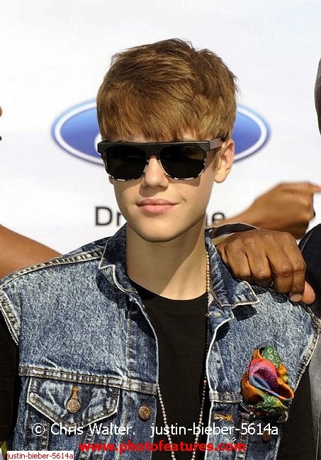 Photo of 2011 BET Awards for media use , reference; justin-bieber-5614a,www.photofeatures.com