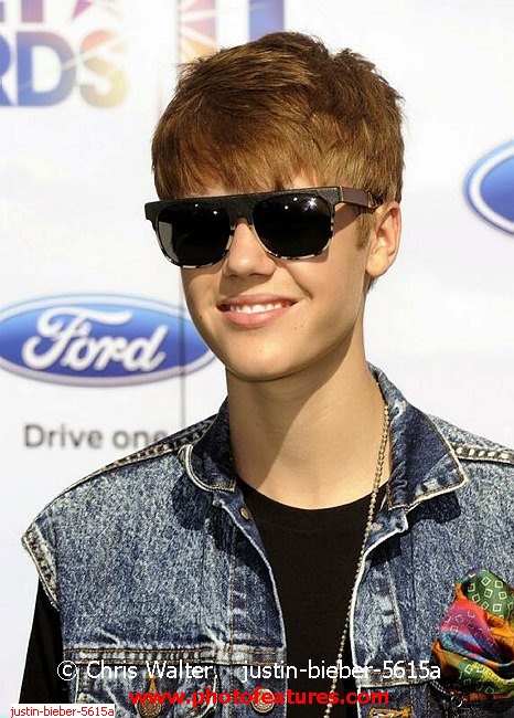 Photo of 2011 BET Awards for media use , reference; justin-bieber-5615a,www.photofeatures.com