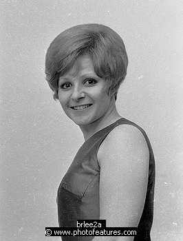 Photo of Brenda Lee by Chris Walter , reference; brlee2a,www.photofeatures.com