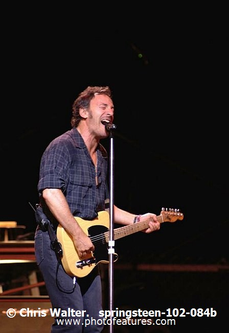 Photo of Bruce Springsteen for media use , reference; springsteen-102-084b,www.photofeatures.com