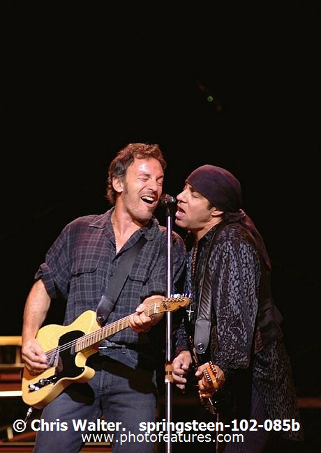 Photo of Bruce Springsteen for media use , reference; springsteen-102-085b,www.photofeatures.com