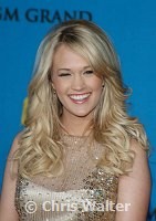 Carrie Underwood  2005 Billboard Music Awards