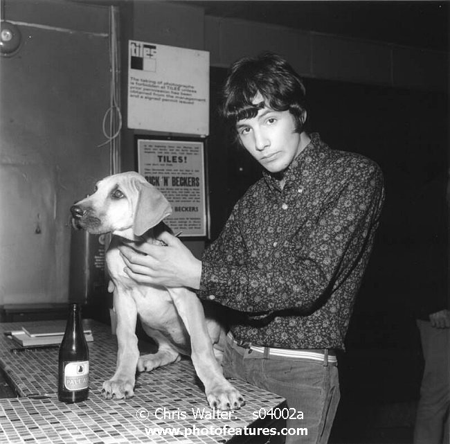 Photo of Cat Stevens for media use , reference; s04002a,www.photofeatures.com