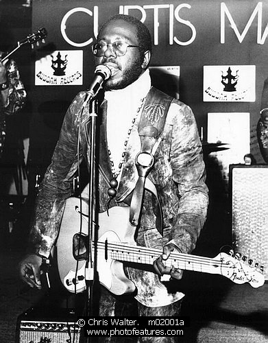 Photo of Curtis Mayfield by Chris Walter , reference; m02001a,www.photofeatures.com