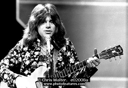 Dave Edmunds e02008a photography by © Chris Walter Photo of Dave Edmunds for media use , reference; e02008a,www.photofeatures.com
