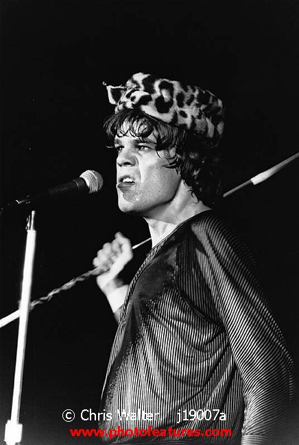 Photo of David Johansen for media use , reference; j19007a,www.photofeatures.com