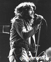 Deep Purple photo © Chris Walter deep-purple-73a-011a Photo of Deep Purple 1973 Ian Gillan<br>© Chris Walter<br>
