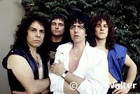 Dio 1983 Ronnie James Dio, Vinny Appice, Jimmy Bain, Viv Campbell<br> Chris Walter<br>
