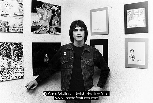 Photo of Dwight Twilley by Chris Walter , reference; dwight-twilley-01a,www.photofeatures.com
