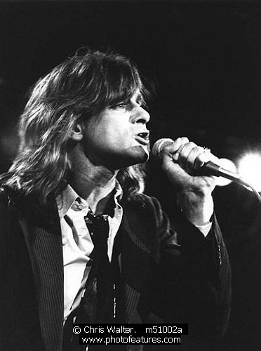 Photo of Eddie Money by Chris Walter , reference; m51002a,www.photofeatures.com