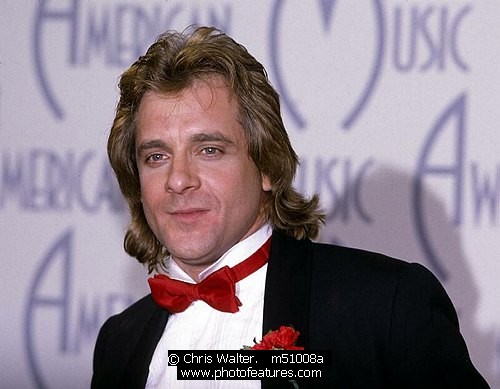Photo of Eddie Money by Chris Walter , reference; m51008a,www.photofeatures.com