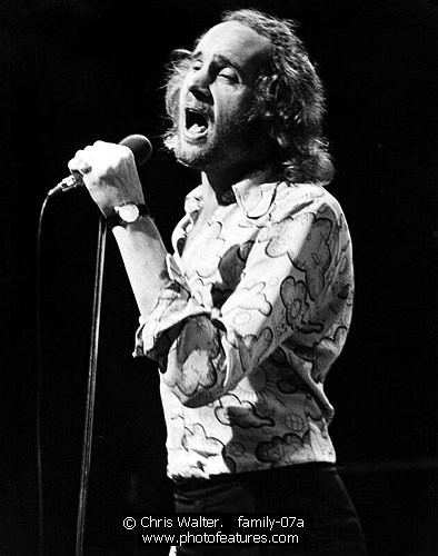 Photo of Family by Chris Walter , reference; family-07a,www.photofeatures.com