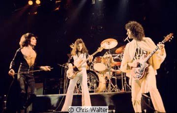 Queen in concert © Chris Walter