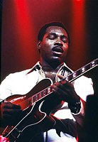 Photo of George Benson 1977<br> Chris Walter<br>