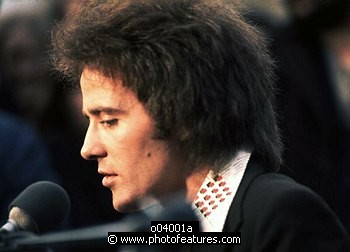 Photo of Gilbert O'Sullivan by © Chris Walter , reference; o04001a,www.photofeatures.com