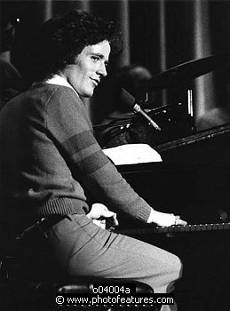 Photo of Gilbert O'Sullivan by © Chris Walter , reference; o04004a,www.photofeatures.com