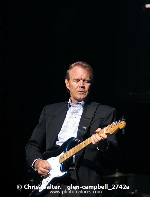 Photo of Glen Campbell for media use , reference; glen-campbell_2742a,www.photofeatures.com