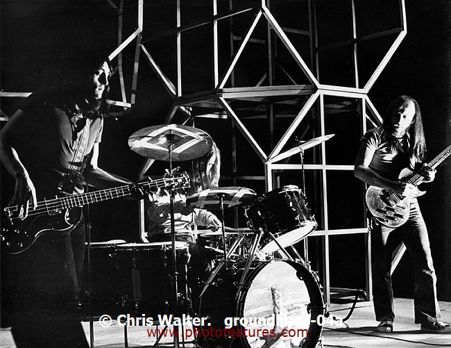 Photo of Groundhogs for media use , reference; groundhogs-04a,www.photofeatures.com