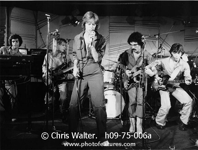 Photo of Daryl Hall and John Oates for media use , reference; h09-75-006a,www.photofeatures.com