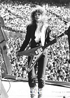 HEART 1981  Nancy Wilson Day On The Green<br> Chris Walter