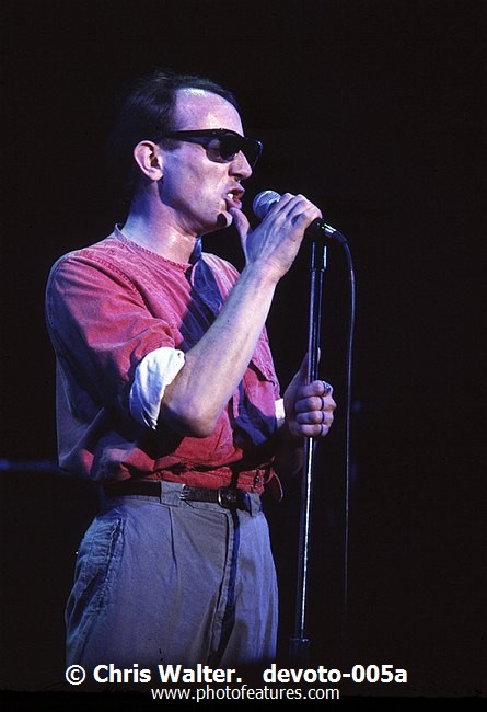 Photo of Howard Devoto for media use , reference; devoto-005a,www.photofeatures.com