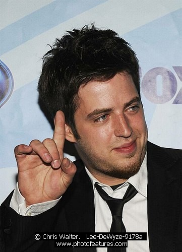 Photo of 2010 American Idol Finale by Chris Walter , reference; Lee-DeWyze-9178a,www.photofeatures.com