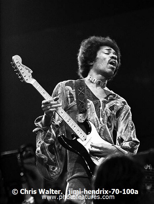 Photo of Jimi Hendrix for media use , reference; jimi-hendrix-70-100a,www.photofeatures.com