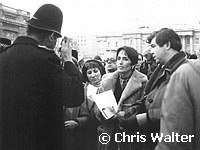 Photo of Joan Baez 1976 in Trafalgar Square in London<br> Chris Walter<br>