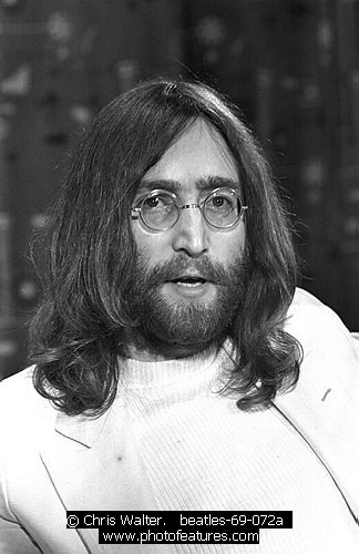 Photo of John Lennon by Chris Walter , reference; beatles-69-072a,www.photofeatures.com