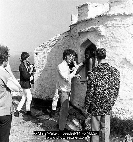 Photo of John Lennon by Chris Walter , reference; beatlesMMT-67-063a,www.photofeatures.com