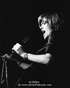 Photo of Kiki Dee by Chris Walter , reference; d13006a,www.photofeatures.com