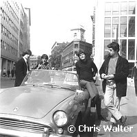 KINKS 1966 Dave Davies, Mick Avory, Ray Davies and Pete Quaife<br> Chris Walter<br>