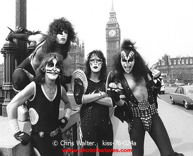 Kiss kiss-76-024a photography by © Chris Walter Photo of Kiss for media use , reference; kiss-76-024a,www.photofeatures.com