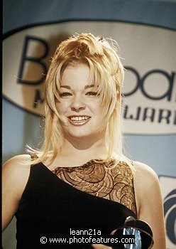 Photo of Leann Rimes by Chris Walter , reference; leann21a,www.photofeatures.com