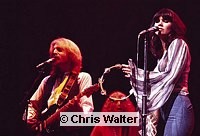 Photo of Linda Ronstadt with Andrew Gold <br> Chris Walter<br>