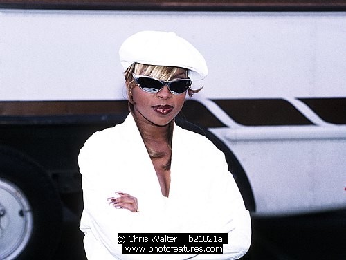 Photo of Mary J Blige by Chris Walter , reference; b21021a,www.photofeatures.com