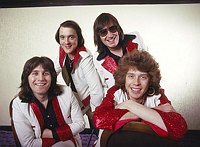 Photo of Mud 1975 Ray Stiles, Dave Mount, Les Gray, Rob Davis<br> Chris Walter<br>