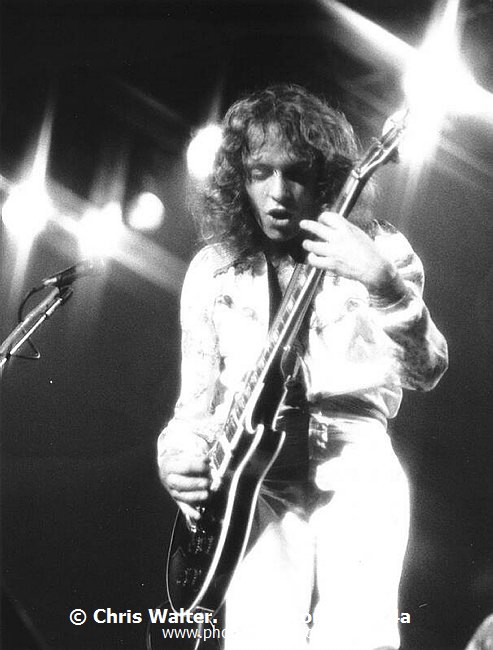 Photo of Peter Frampton for media use , reference; frampton-76-014a,www.photofeatures.com
