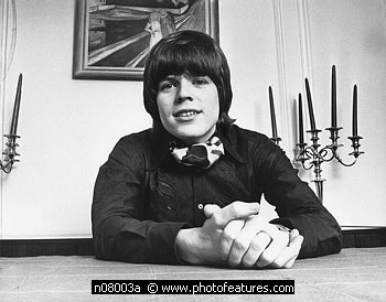 Photo of Peter Noone by Chris Walter , reference; n08003a,www.photofeatures.com